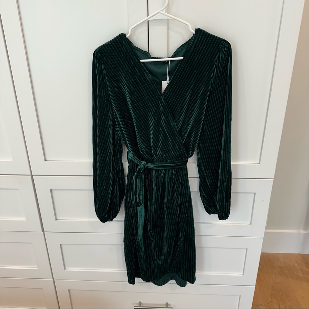 Simple Green Bishop Sleeve Wrap Dress
